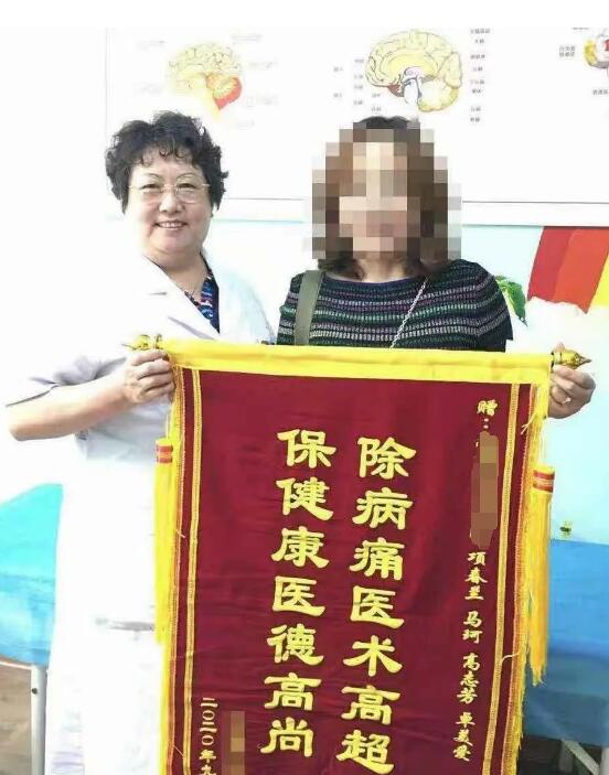 抑郁少女重拾自信人生，唱歌跳舞其乐融融